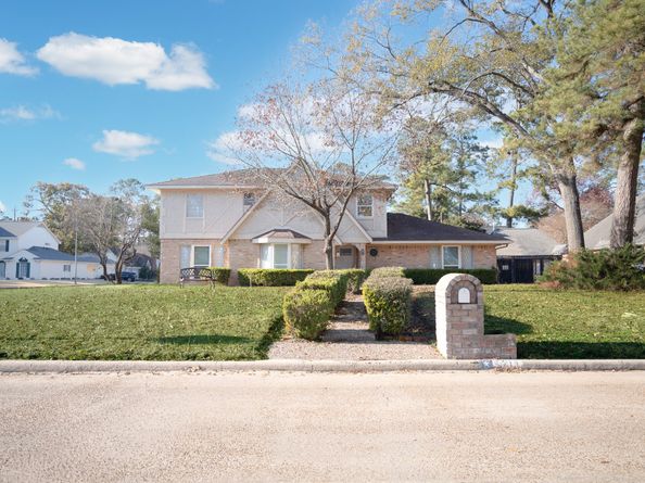 5214 Lodge Creek Drive, Houston TX 77066