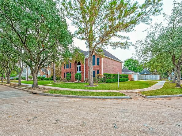 2627 Double Lake Drive, Missouri City TX 77459