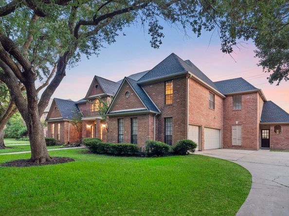 1626 Kings Castle Drive, Katy TX 77450