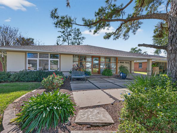 6211 Grovewood Lane, Houston TX 77008