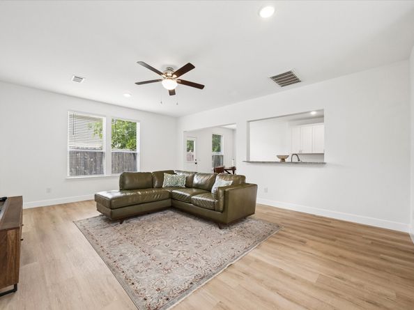 10122 Clearwick Street, Houston TX 77034