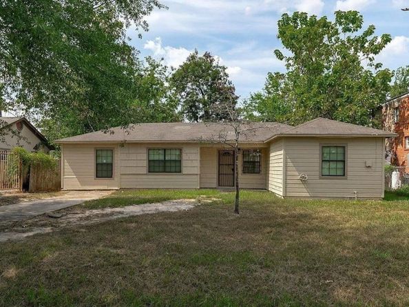 9033 Oak Knoll Lane, Houston TX 77078