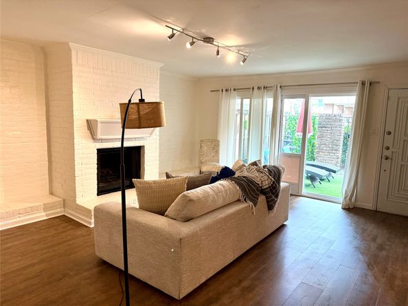 6338 Crab Orchard Road, Houston TX 77057