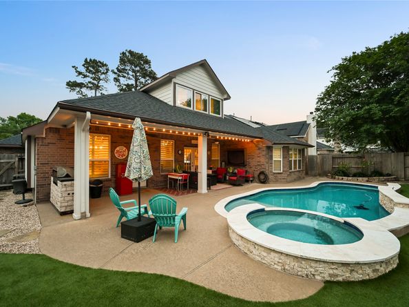 12226 Fall River Pass Lane, Humble TX 77346