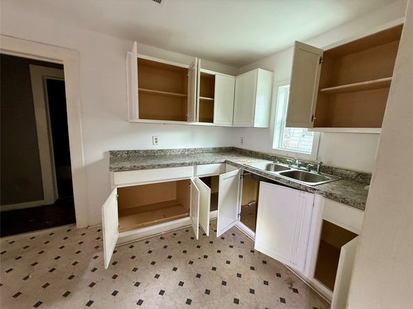 3053 Noble Street, Houston TX 77026