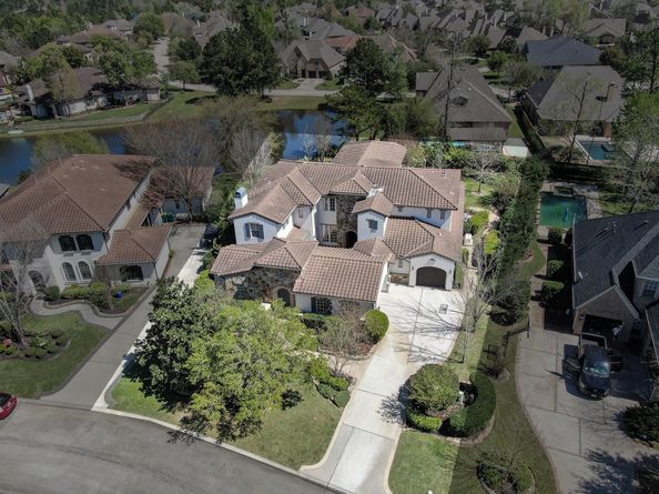 146 Bauer Point Circle, The Woodlands TX 77389