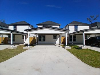 8639 Peachtree St Street