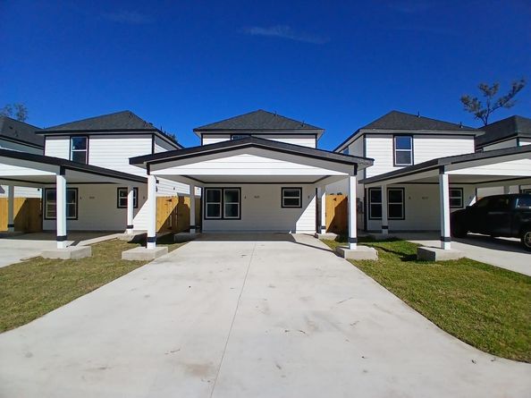 8639 Peachtree St Street, Houston TX 77016