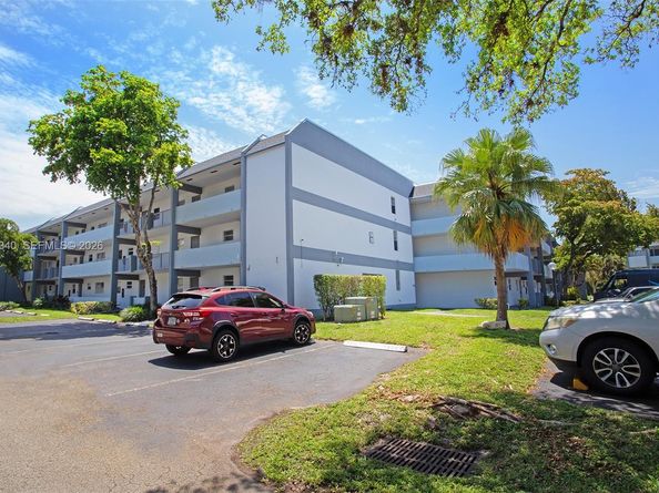 8331 Sands Point Boulevard C308, Tamarac FL 33321