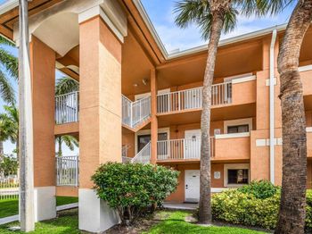 6900 SW 39th Street