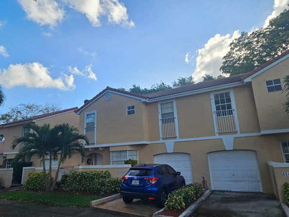 11453 Lakeview Drive 4a, Coral Springs FL 33071