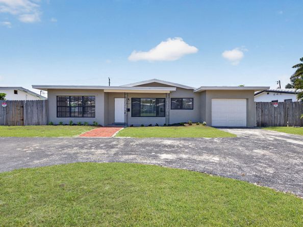 4807 NE 18th Avenue, Oakland Park FL 33334