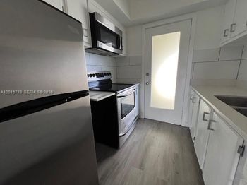 1350 E Sample Road