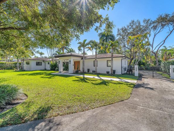1424 Algardi Avenue, Coral Gables FL 33146