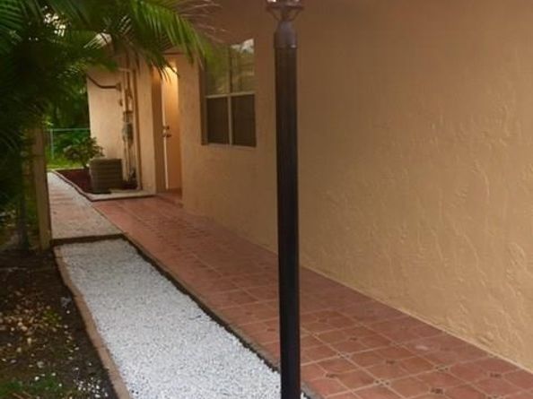 8002 SW 7th Ct, North Lauderdale FL 33068