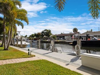 1100 SW 12th Street