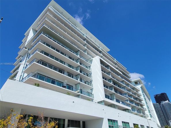 1600 SW 1 Avenue 411, Miami FL 33129