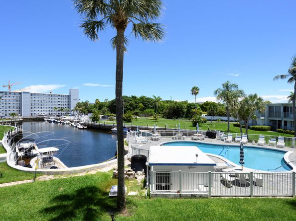 1445 SE 15th Court 203, Deerfield Beach FL 33441