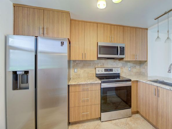 113 Royal Park 1H, Oakland Park FL 33309