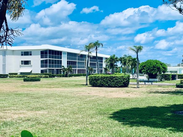 100 Waterway Road A304, Tequesta FL 33469