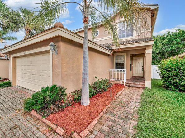 5453 Queenship Court, Greenacres FL 33463