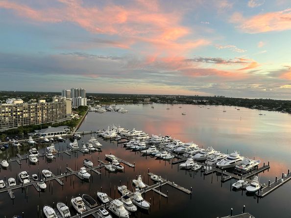 100 Lakeshore Drive 1954, North Palm Beach FL 33408