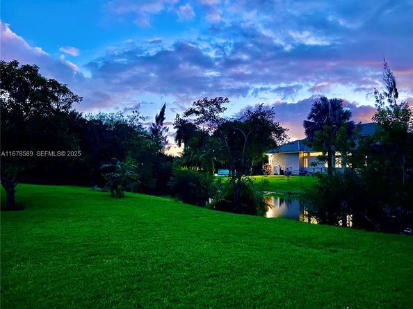 20321 SW 48th Street, Southwest Ranches FL 33332