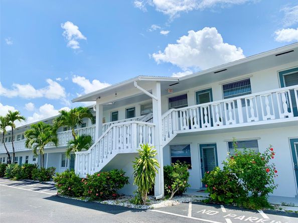 6550 Winfield Blvd 105, Margate FL 33063