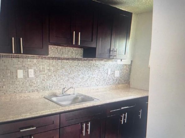 3031 NW 4th St, Pompano Beach FL 33069