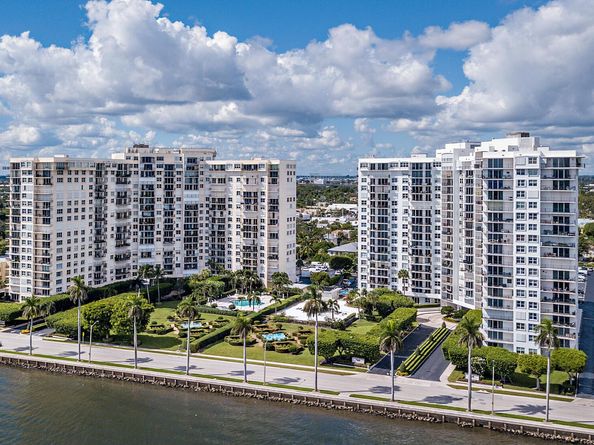 1801 S Flagler Drive 1604, West Palm Beach FL 33401