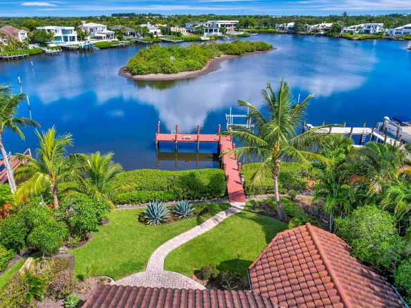 102 Victory Drive, Jupiter FL 33477