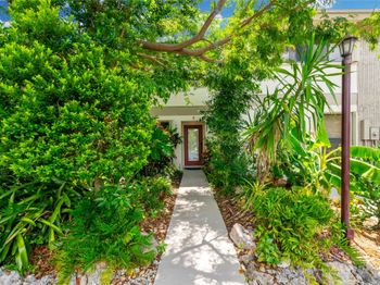 3020 S Oakland Forest Dr