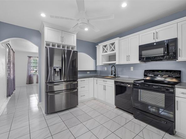 2820 Fletcher St, Hollywood FL 33020