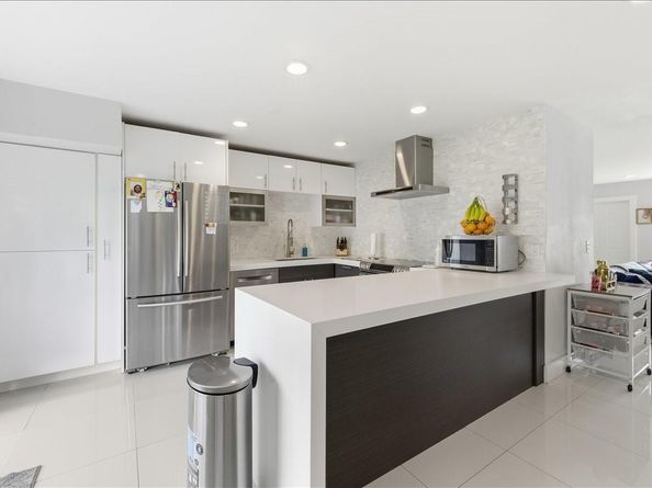 3370 Beau Rivage Dr 2X, Pompano Beach FL 33064