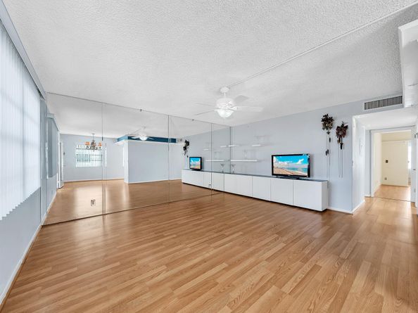 548 Normandy L, Delray Beach FL 33484