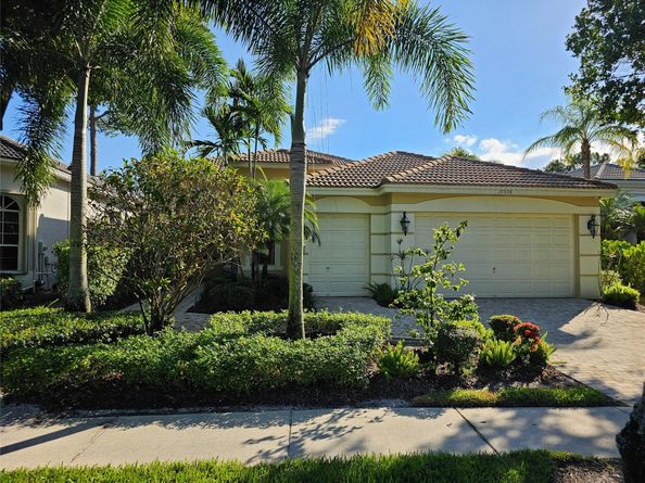 10538 Northgreen Dr, Lake Worth FL 33449