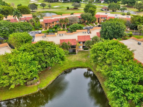 11255 Green Lake Drive 202, Boynton Beach FL 33437