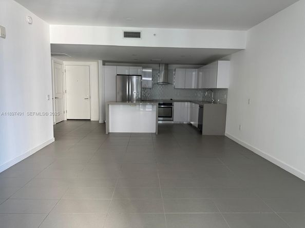 1600 NE 1st Avenue 2217, Miami FL 33132