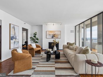 202 W Rittenhouse Square
