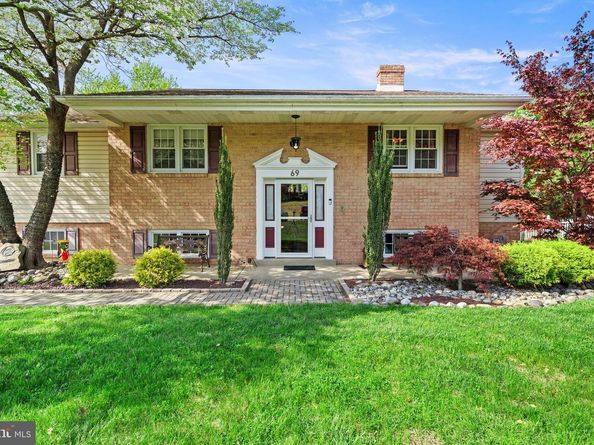 69 Christopher Drive, Holland PA 18966