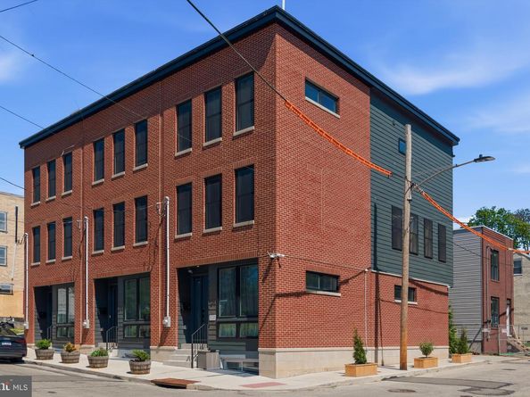 6671 Ross Street, Philadelphia PA 19119