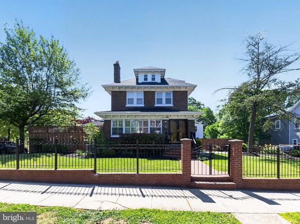 3229 Vista Street NE, Washington DC 20018