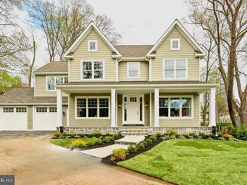 13 Elmwood Avenue
