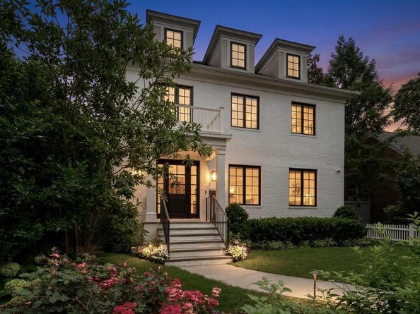 3117 38TH Street NW, Washington DC 20016