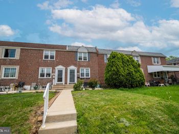 807 Oakwood Drive