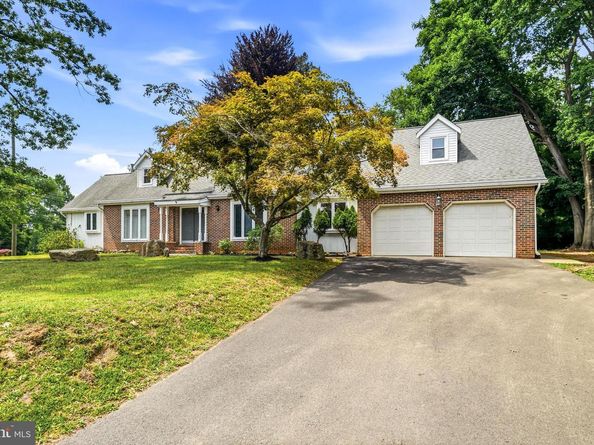 103 E Winchester Avenue, Langhorne PA 19047
