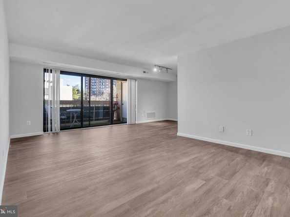 6141 Leesburg Pike 504, Falls Church VA 22041