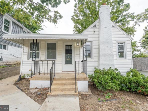 1227 44TH Place SE, Washington DC 20019