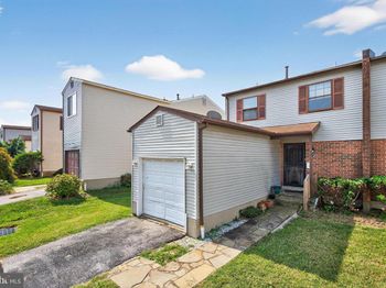 4306 Varnum Place NE