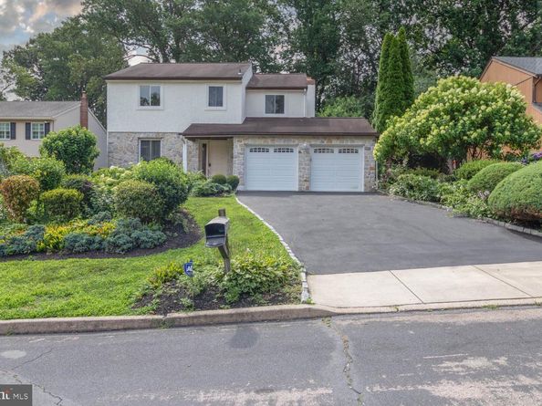 937 Caledonia Street, Philadelphia PA 19128